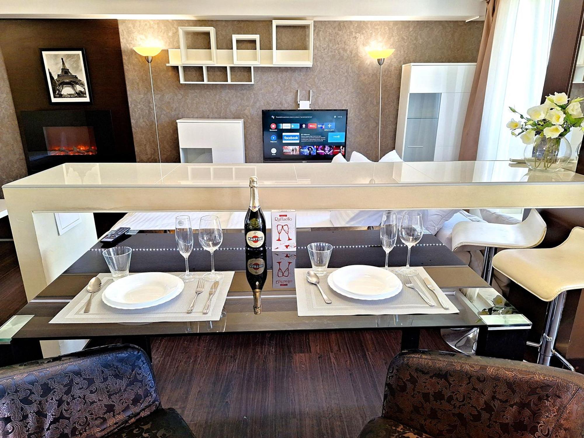 Найбільше Ліжко У Полтаві Мережа Alex Apartments Цілодобово Безконтактне Заселення Poltava Buitenkant foto